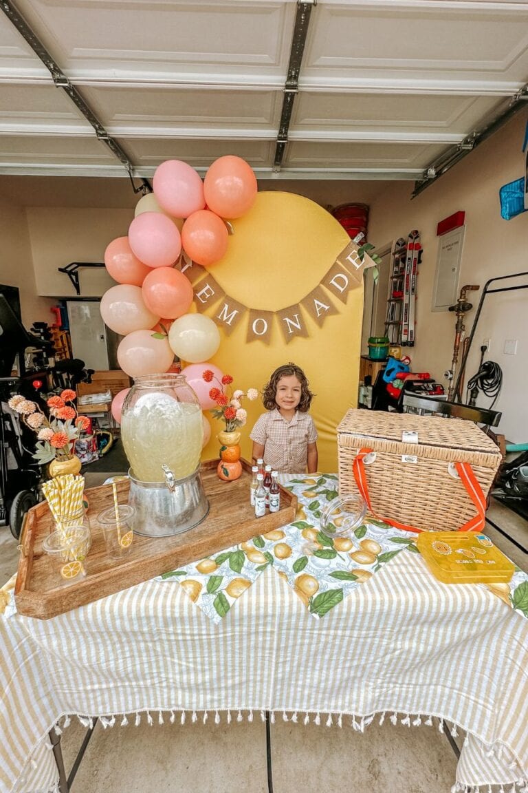 How to Create the Ultimate Lemonade Stand for Your Kids This Summer